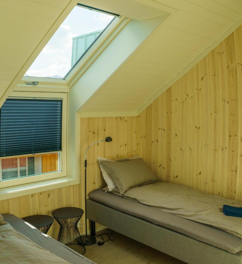 Lilleeideholmen Sjohusutleie Apartment Haug Exterior photo