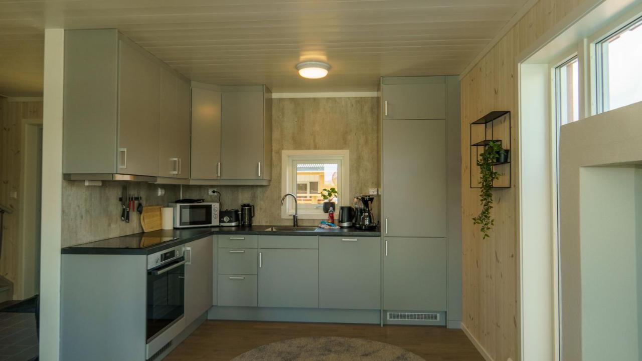 Lilleeideholmen Sjohusutleie Apartment Haug Exterior photo